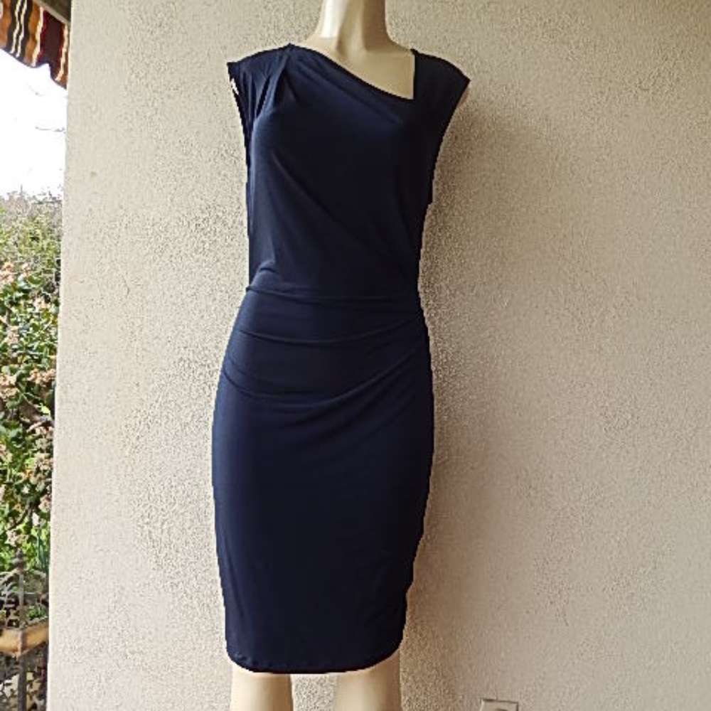 Victoria's Secret Navy blue S L/G Sleeveless Dress